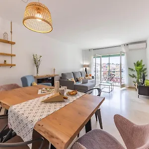 https://bravissimo-plaa-de-la-independncia-morning-sun.catalonia-hotels.com